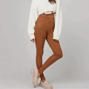 SPANX Faux Suede Leggings in Rich Caramel Size S